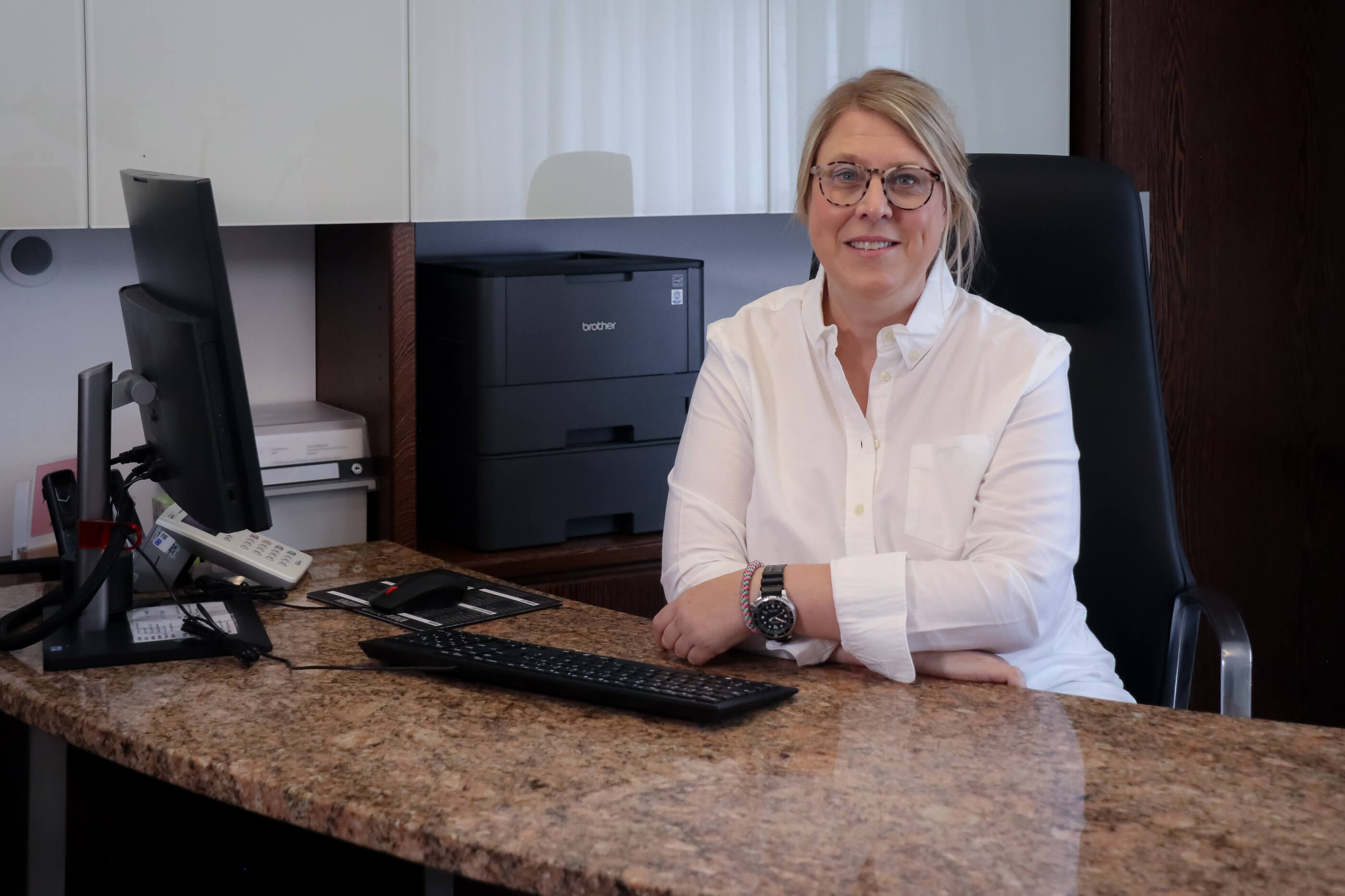 Dr. med. Stephanie Weber Dr. med. Stephanie Weber